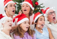 Familia cantando