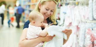Qué tienes que tener en cuenta al comprar ropa para bebé barata