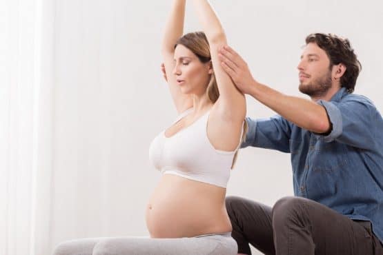 Embarazada controlando la respiración